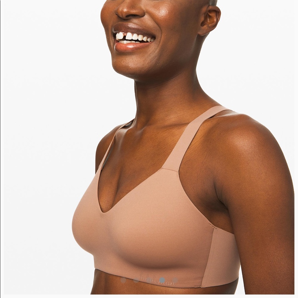 Lululemon 32DD, fits 32D Hold True Bra